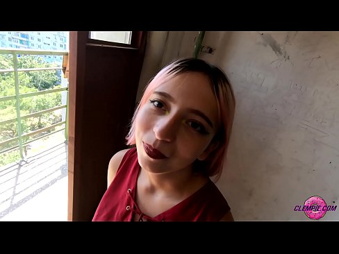 ❤️ Studint Sensual sûget in frjemdling yn 'e bûtenwrâld - Cum op syn gesicht ️❌ Superseks by ús fy.novoporn.ru ❌